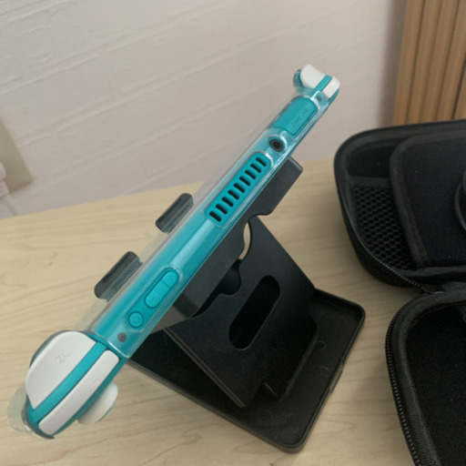 ニンテンドースイッチライト+ソフト+おまけ付