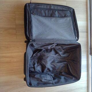 スーツケースの画像