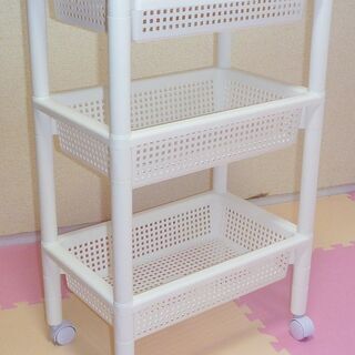 ニトリ ウッド調３段テーブルワゴン キッチンワゴン 未使用品