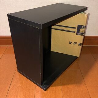 【再々値下げ】木製（合板）棚の画像