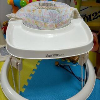 アプリカ歩行器の画像