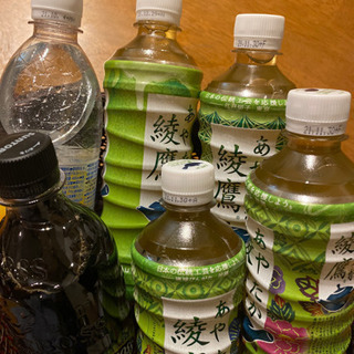 お茶とコーヒー、炭酸水の6本セットの画像