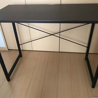 【6/19（土）AMに引き取りに来てくださる方限定！】パソコンデスク（2つ）差し上げます！の画像