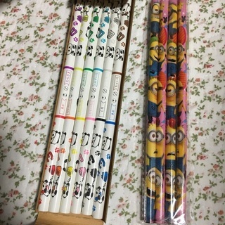 色鉛筆(12色) ミニオンズえんぴつ(4本）セット