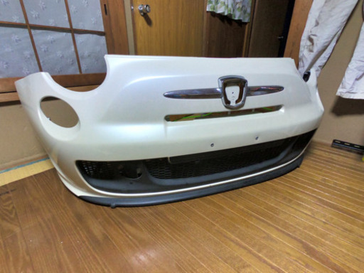 アバルト　フロントバンパー