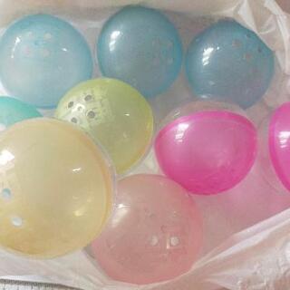 トイカプセル　容器