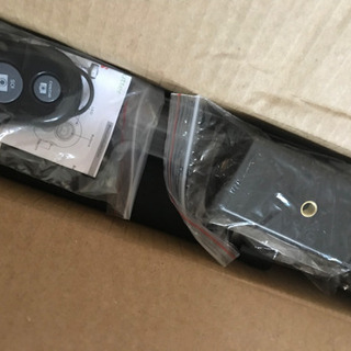 【新品未使用】自撮り棒 セルカ棒 三脚/一脚兼用 アルミ製 ミニ三脚 7段伸縮 MAX70cm Bluetooth リモコン付き 360°回転 無線 軽量 コンパクト 持ち運び便利 スマホ Android 多機種対応の画像