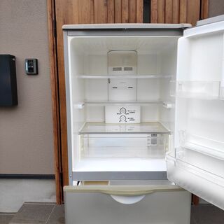 【冷蔵庫 255L！】SR-261G　熊本　菊陽町の画像