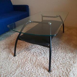 ガラステーブルの画像