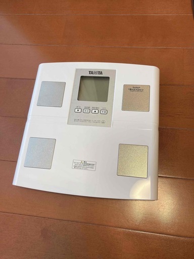 タニタ 体重 体組成計 日本製 BC-705N WH 自動認識機能付き