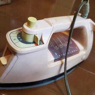スチームアイロン・松下電器産業(株)