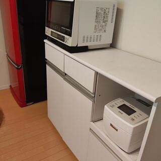 【引っ越し】冷蔵庫、食器棚、電子レンジ、洗濯機、３人掛けソファー、スチーム掃除機、タワー扇風機 引っ越し】冷蔵庫、食器棚、電子レンジ、洗濯機、3人掛け