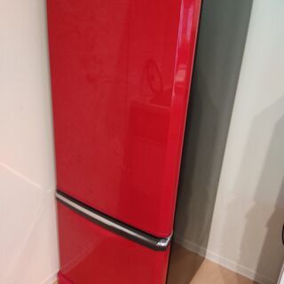 【引っ越し】冷蔵庫、食器棚、電子レンジ、洗濯機、３人掛けソファー...