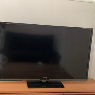 SHARP 2011年製　60V液晶テレビ　