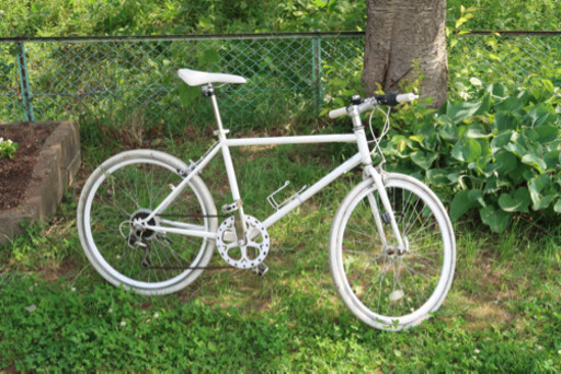 自転車　白