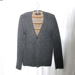 BEAMS ニットカーディガン