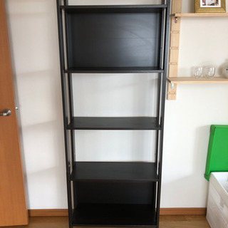 黒の本棚