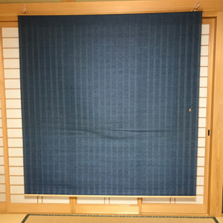 取引き中　　ロールスクリーン　和風