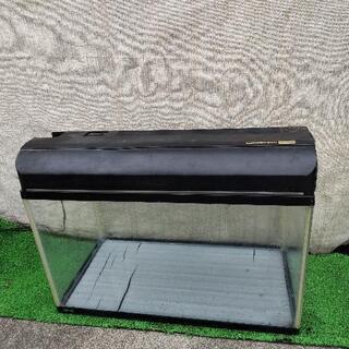 ライト付き 水槽 幅60cm 奥行30cm 高さ(ライト含)47cm