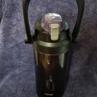 和平フレイズ　大型　水筒　　クール🆒　ボトル　中古品