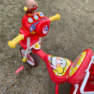 アンパマン三輪車 の画像