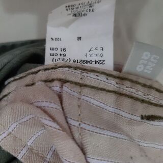 ユニクロ　パンツの画像