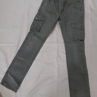 ユニクロ　パンツ