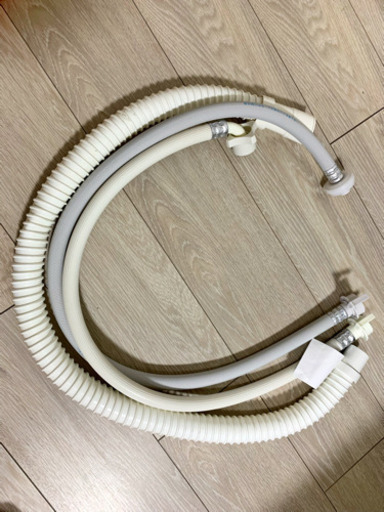 洗濯機　ホース　３つ