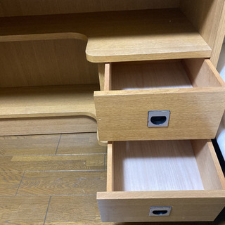 ライティングデスク　シンプル　学習机の画像