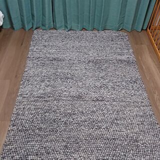 （決まりました）【ほぼ新品・値下げ】カーペット（130x190c...