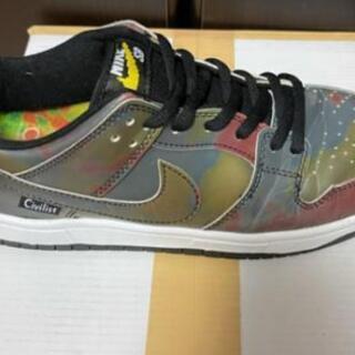 NIKESB スニーカーの画像