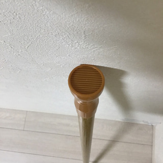 伸縮突っ張り棒の画像