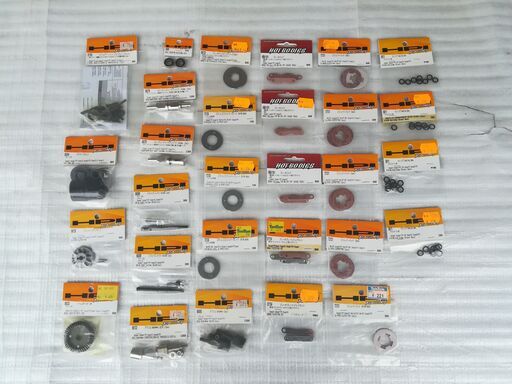 「HPIサベージ」用スペアパーツ・３