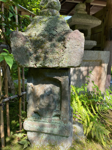 古灯籠200年300年前の物！？