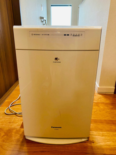 【☆大特価、禁煙】Panasonic 空気清浄機 F-VXH50-W