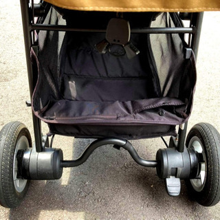 Apricca スムーヴ 三輪ベビーカーの画像