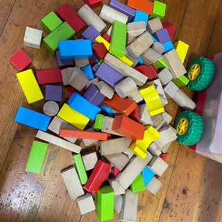 ブロックと積木　2点の画像