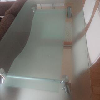 譲ります、ダイニングテーブル(椅子付き)の画像