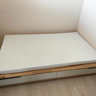IKEA Mandal ベッドフレーム Bed Frameの画像