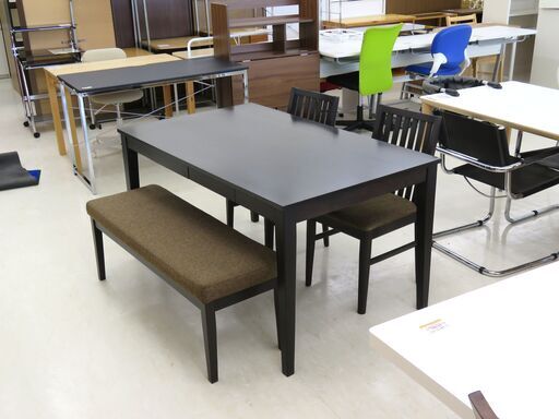 北海道/千歳市 ニトリ 4人掛けダイニングセット 引き出し付き ダークブラウン ダイニングベンチ 近郊配送/店頭でのお受渡し大歓迎