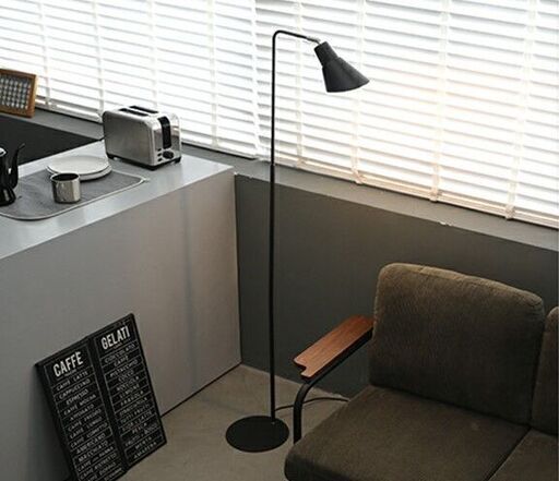 【指定の日に引取りに来ていただける方のみ】スタンドライト　MODERN　DECO