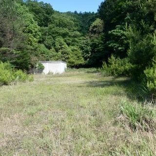 車庫・工場・倉庫・資材置き場にいかかでしょうか。 こちらの物件は...