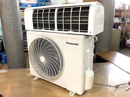 札幌発　パナソニック Panasonic ルームエアコン CS-285CFR-W 壁掛け おもに10畳用 冷房12畳まで 8～12畳 2.8 kW 2015年製
