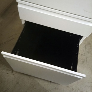 値下げ　スチール 鍵付き キャビネ かなりきれいの画像