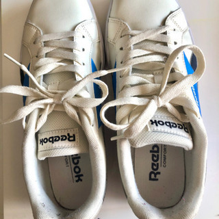 Reebok24.5スニーカー