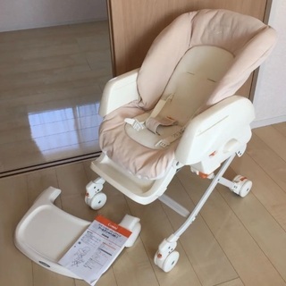 ハイローチェア　combi