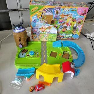 ６月１７日値下げ！　0614046 アンパンマン ワクワクタウン