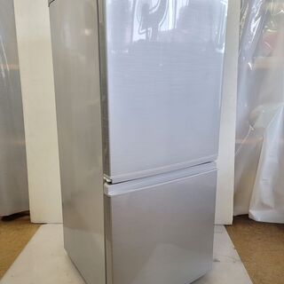 仙台市若林区若林⤴️中古良品！美品！新生活に！シャープ 冷蔵庫 小型 2ドア つけかえどっちもドア 137L シルバー SJ-D14C-S/仙台リサイクル