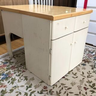 【無料で差し上げます】キッチンカウンター キャスター無し キャビネット 収納家具の画像