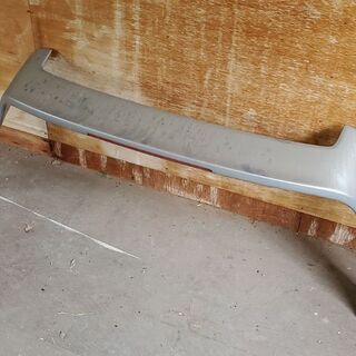 スターレットEP91系純正リアウィングの画像